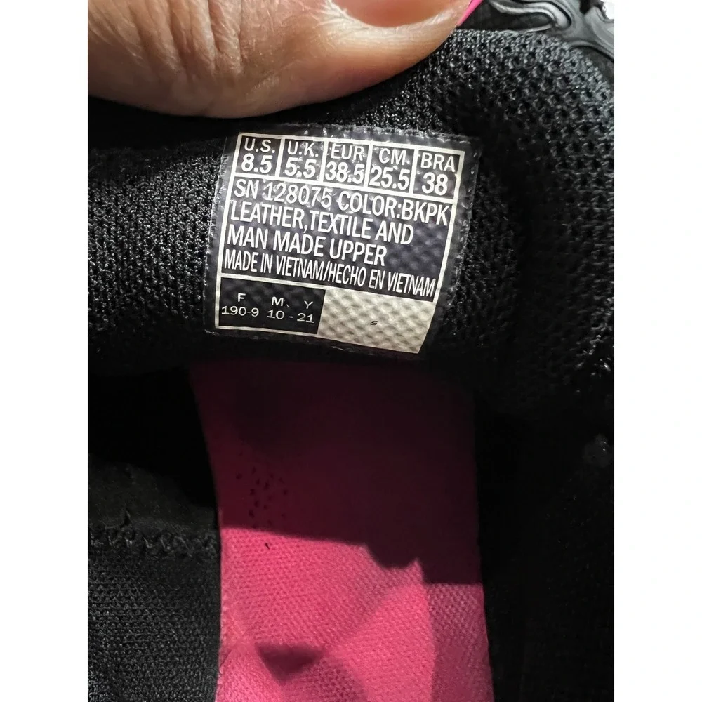 Skechers GOrun Consistent Women's Running Shoes - Black/Pink -   Size 8.5